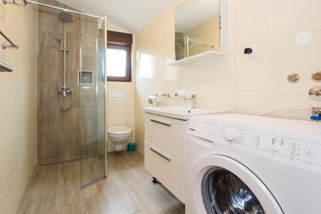 Villa Patricija-Apartmani ポレッチ エクステリア 写真